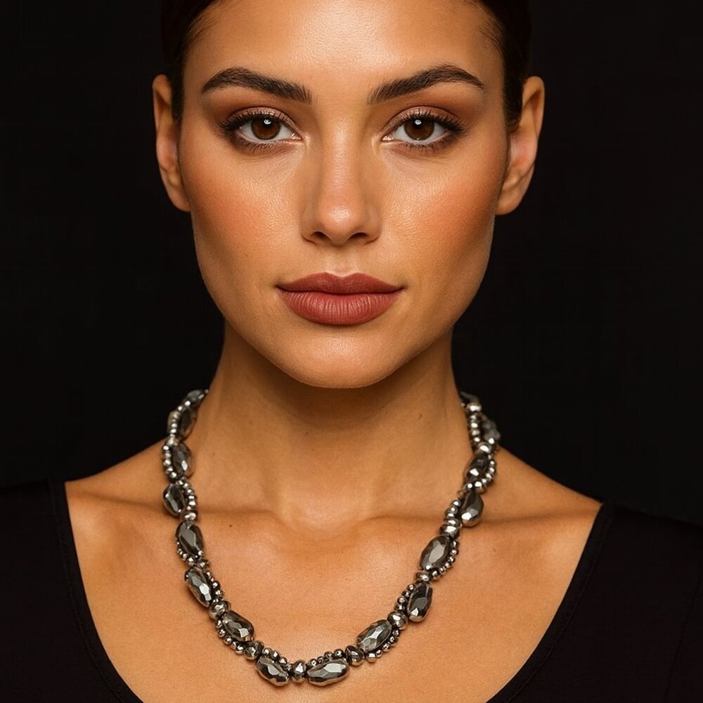 Vintage Smokey Mirrored Twisted‎ Bead Necklace